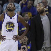 'Warriors' zvaigznes Durants un Kazinss NBA fināla pirmajā spēlē vēl nepiedalīsies