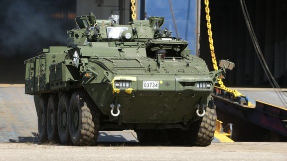 kanādas bruņoto spēku tehnika,light armoured vehicles,lav,bruņumašīnas,