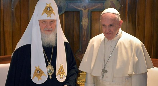 Франциск предложил главе РПЦ встретиться в аэропорту Москвы