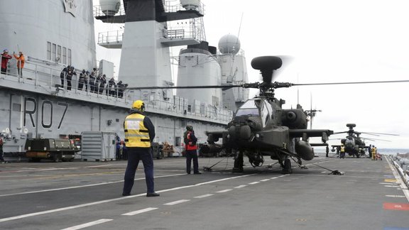 helicopters from the British Army