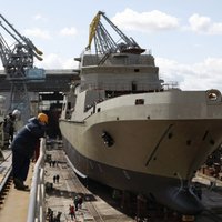 В Калининграде спустили на воду десантный корабль