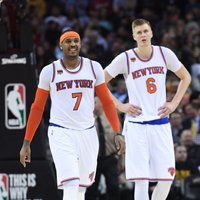 Porziņģis gūst potītes traumu; 'Knicks' atgriežas ar zaudējumu čempioniem