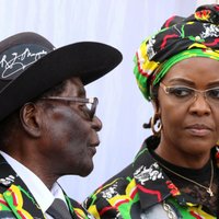 В ЮАР будут судить первую леди Зимбабве, напавшую на 20-летнюю модель