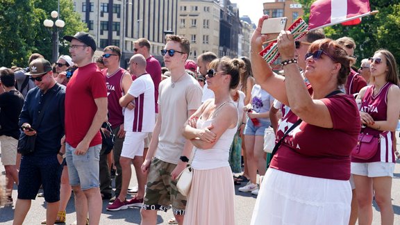 Zibakcija par godu Parīzes olimpisko spēļu kvalifikācijas turnīram basketbolā