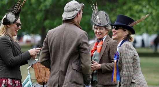 Foto: Švītīgais Tvīda brauciens Londonā