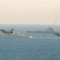 Lielbritānijas iznīcinātāji pavada Krievijas 'kauna kuģus', kas atgriežas no Sīrijas