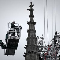 Parīzes Dievmātes katedrāle tiks atjaunota iepriekšējā veidolā