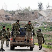 Turcijas armija ielenkusi Afrīnu