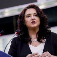 Helena Dalli: Vardarbības pret sievietēm un vardarbības ģimenē apkarošana visā ES