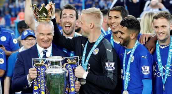 Lesteras 'City' futbolisti premjerlīgas titulu nosvin ar uzvaru pret 'Everton'