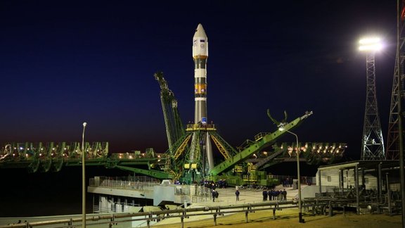 Soyuz-2.1b rocket and Bion-M satellite