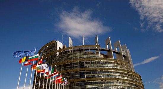 Европарламент одобрил торговое соглашение ЕС и Великобритании