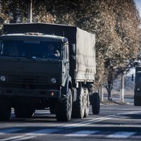 EDSO novērotāji pie Doņeckas pamanījuši divas militārās tehnikas kolonnas