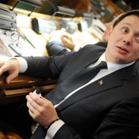 KNAB просит прокуратуру начать уголовный процесс против депутата Артуса Кайминьша