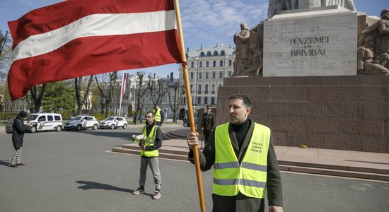 Tiesa Valentīnam Jeremejevam nosaka 50 000 eiro lielu drošības naudu