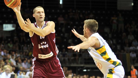 Pārbaudes spēle basketbolā: Latvija - Lietuva - 9