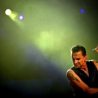 'Depeche Mode' prezentē jaunā singla 'Should Be Higher' videoierakstu