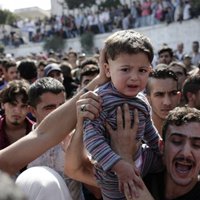 'Sīrija kļūst tukša': kāpēc un kā sīrieši masveidā bēg no dzimtenes