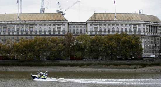 МИ-5 завела страницу в "Инстаграме", чтобы развеять мифы о себе из фильмов про Бонда