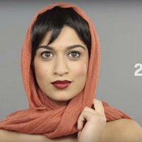 Video: Kā 100 gados mainījies Sīrijas sieviešu stils