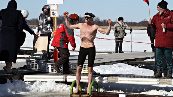 9. Latvijas atklātais čempionāts ziemas peldētājiem 17.03.2013. 