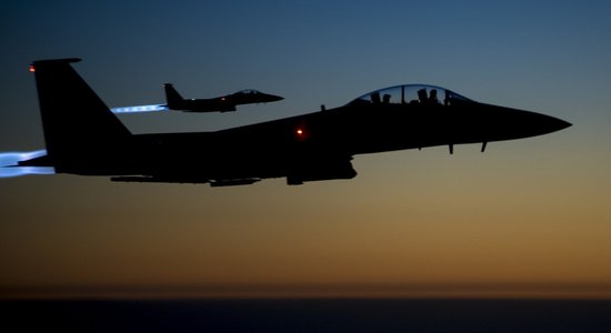 ASV vadītās koalīcijas uzlidojumos 'Daesh' Sīrijā nogalināti 150 teroristi