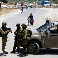 Izraēla aizliedz visiem palestīniešiem iekļūt valstī