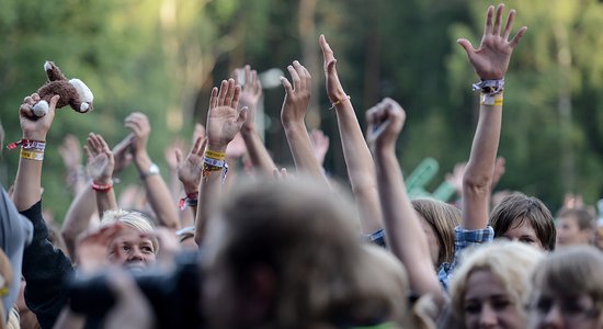 Izziņo 'Palladium' skatuves programmu 'Positivus' festivālā