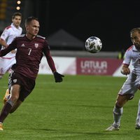 Arī Latvijas izlases futbolists Emsis saslimis ar Covid-19