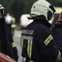 Rīgā, degot noliktavai, evakuējušies 30 cilvēki