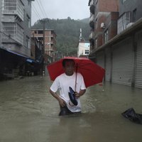 ФОТО, ВИДЕО: На Тайвань и Китай обрушился мощнейший тайфун за 30 лет