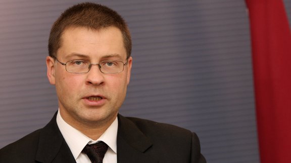 valdis dombrovskis