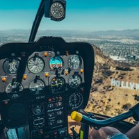 Skats no augšas: kā jaunietis ar sapni par pilota karjeru kļuva par aviācijas fotogrāfu