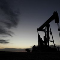 Цены на нефть упали до минимума за шесть лет