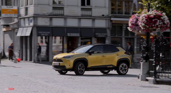 ВИДЕО: Toyota Yaris Cross стучится в клуб европейских кроссоверов