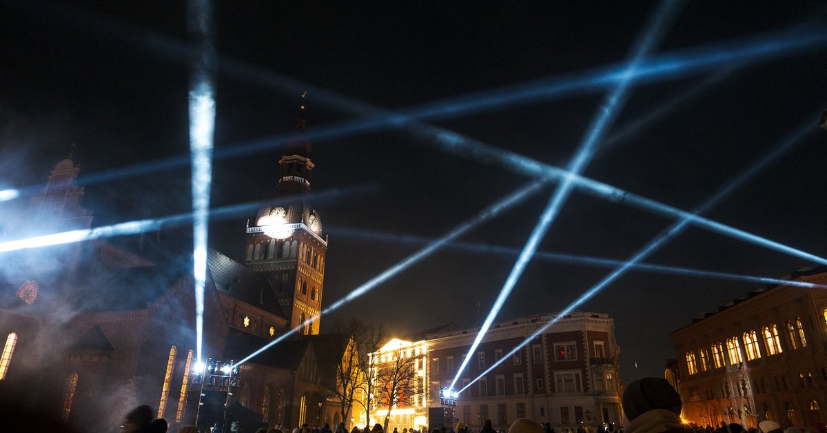 ФОТО. После перерыва в несколько лет Рига вновь засияла огнями ...