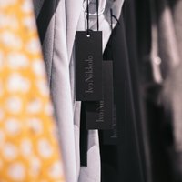 Apģērbu mazumtirgotājam 'Baltika Latvija' pērn 56% apgrozījuma kritums un zaudējumi