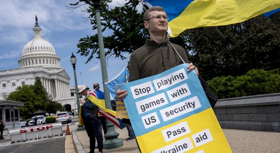 ASV Pārstāvju palāta atbalsta likumprojektus par palīdzību Ukrainai