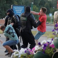 Ведущие белорусских госканалов увольняются на фоне жесткого разгона протестов