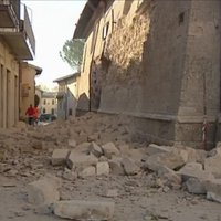 Itālijā atkal notikusi spēcīga zemestrīce; sabrūk vairākas mājas