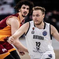Latvijas izlases basketbolists Strautiņš noslēdzis ilgtermiņa līgumu ar klubu Itālijā