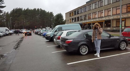 Latvijas seksa svītas boss skaidro, kam pieder skandalozais 'bembis'