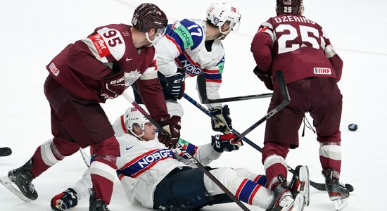Хоккеисты сборной Латвии в Риге в овертайме уступили норвежцам 