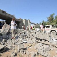Gaisa triecienos Jemenas cietumam nogalināti vismaz 60 cilvēki
