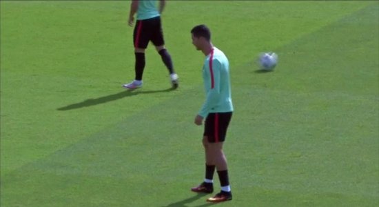 Ronaldu palīdz Portugālei iekļūt EURO 2016 finālā