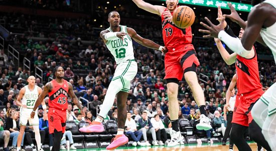 NBA čempione Bostonas "Celtics" joprojām nepārspējama pārbaudes spēlēs