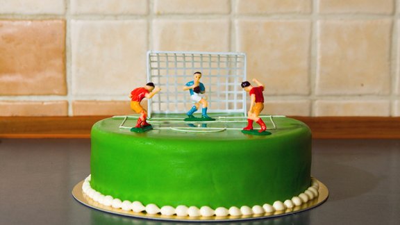 kūka torte futbols svētki dzimšanas diena