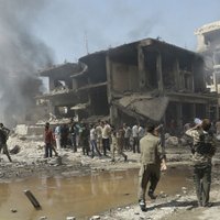 Sprādzienos Sīrijas kurdu pilsētā 67 bojāgājušie