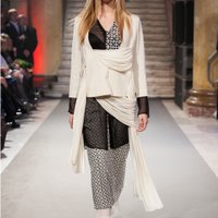 'Riga Fashion Mood' jauno modes dizaineru konkursā triumfē Eva Borherte