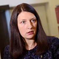 Arodbiedrība neizslēdz ministres Šuplinskas demisijas prasīšanu